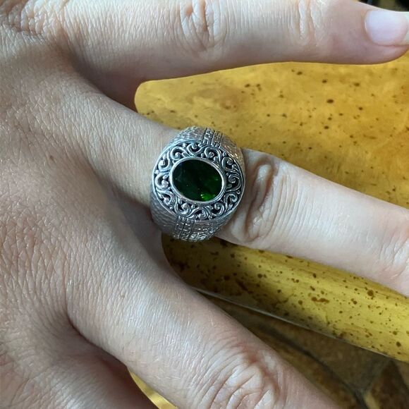 Natural Chrome Diopside Sterling Silver Hammered Ring Size 8 - Picture 4 of 9